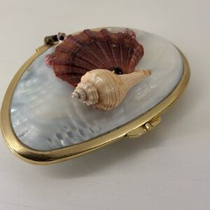 Vintage Mother of Pearl Shell Gold Tone Hard Case Clutch Artist Signed Satin